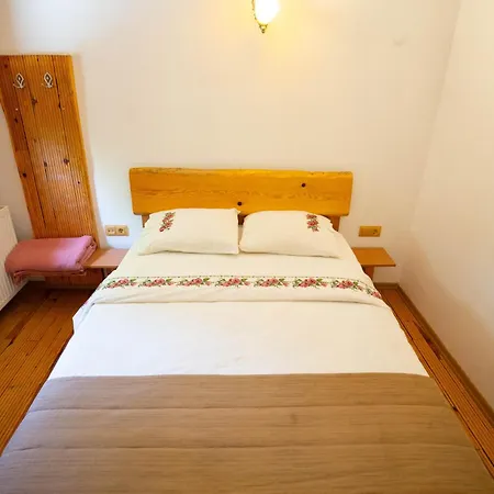 Hotel Mogla Tashan 3*