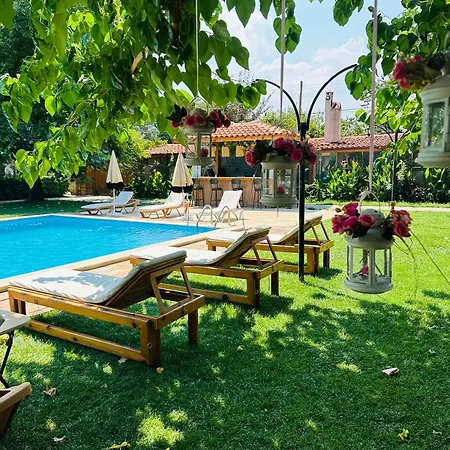 Mogla Tashan Hotel